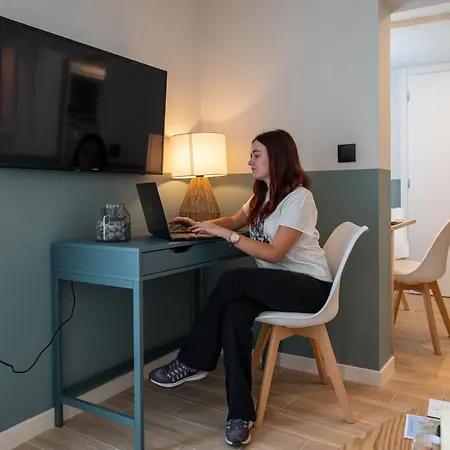 Vesta Retire - Mediterranean Daire Kalamata