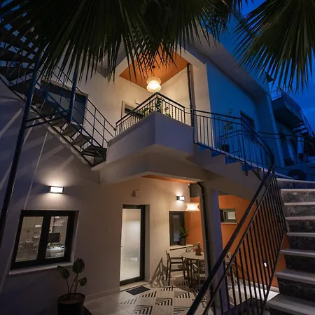 Vesta Retire - Mediterranean Apartment Kalamata