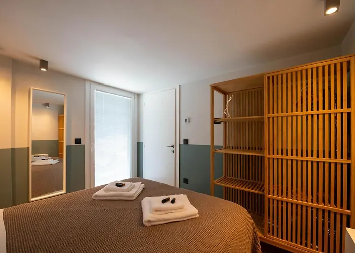 Vesta Retire - Mediterranean Kalamata