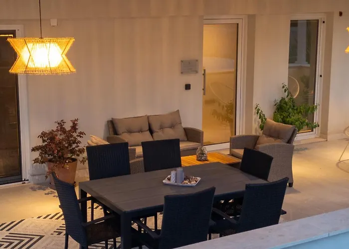 Vesta Retire - Mediterranean * Kalamata